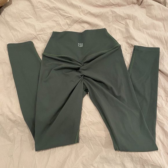 Crop Shop Boutique Serenity Scrunch Leggings [SIZE S] in Hinterland - Picture 4 of 4